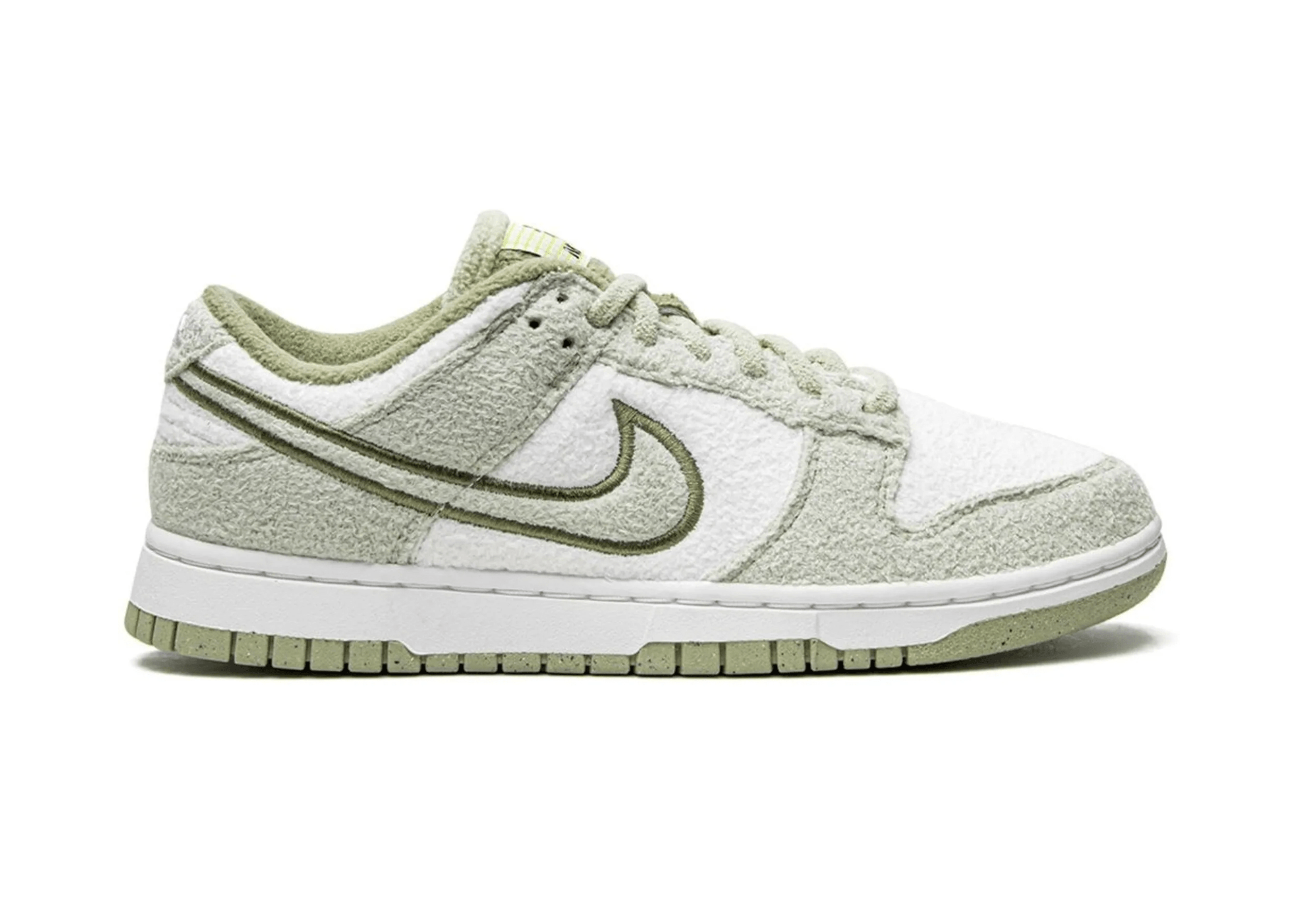 Up to 90 off - Nike Sneakers Nike Dunk Low Fleece Honeydew